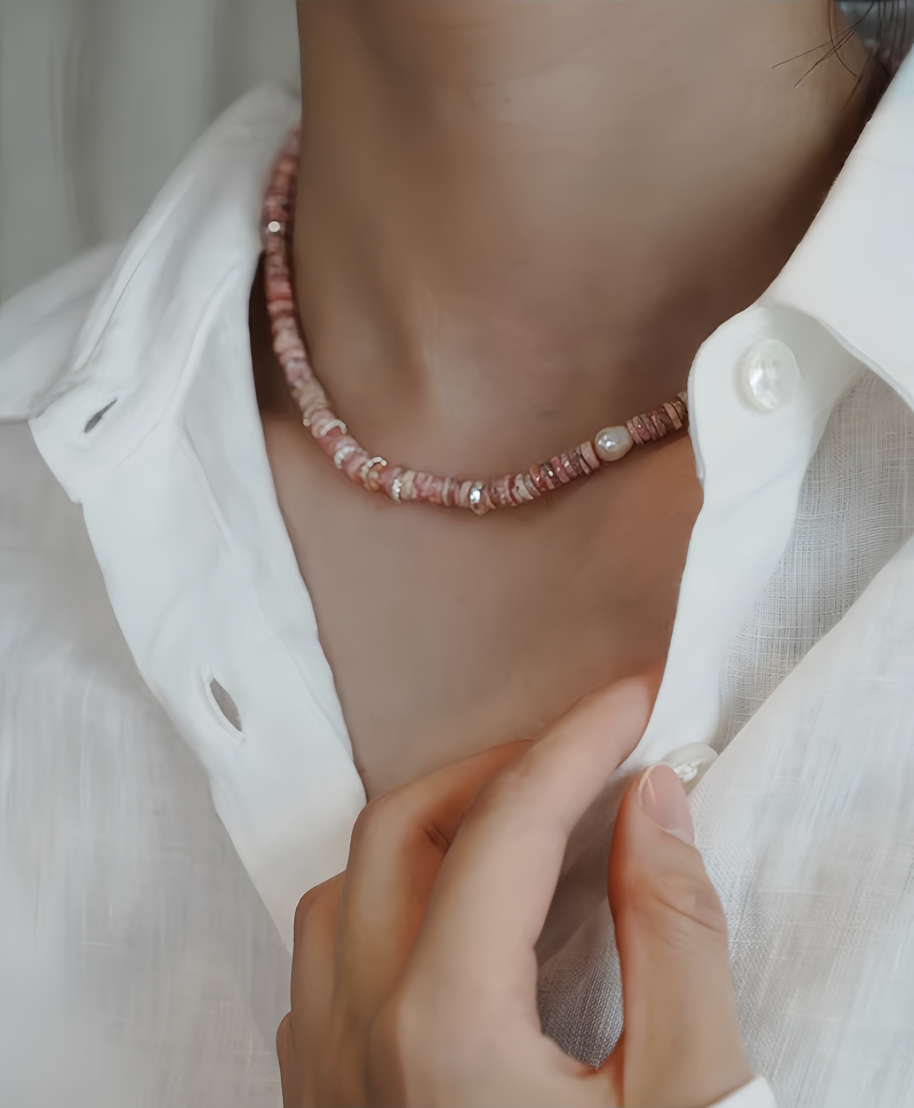 Andes Rose Pearl Silver Necklace